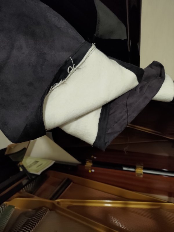 Housse piano.jpg