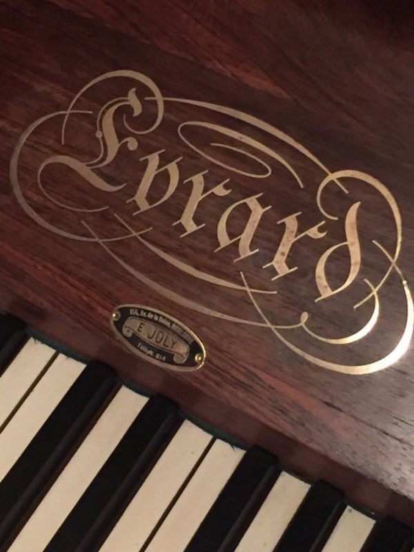 Logo Evrard.jpg