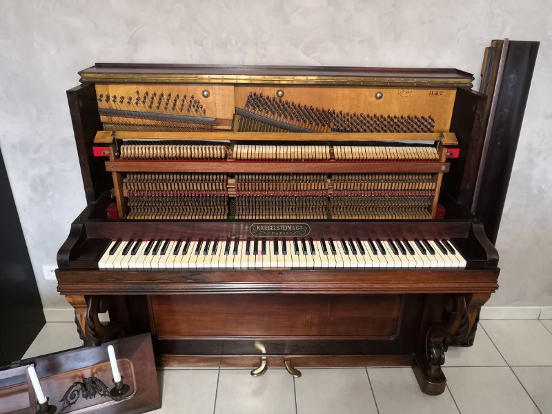 Le piano pour un peu de contexte