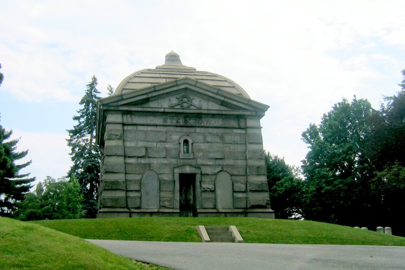 steinway-mausoleum.jpg