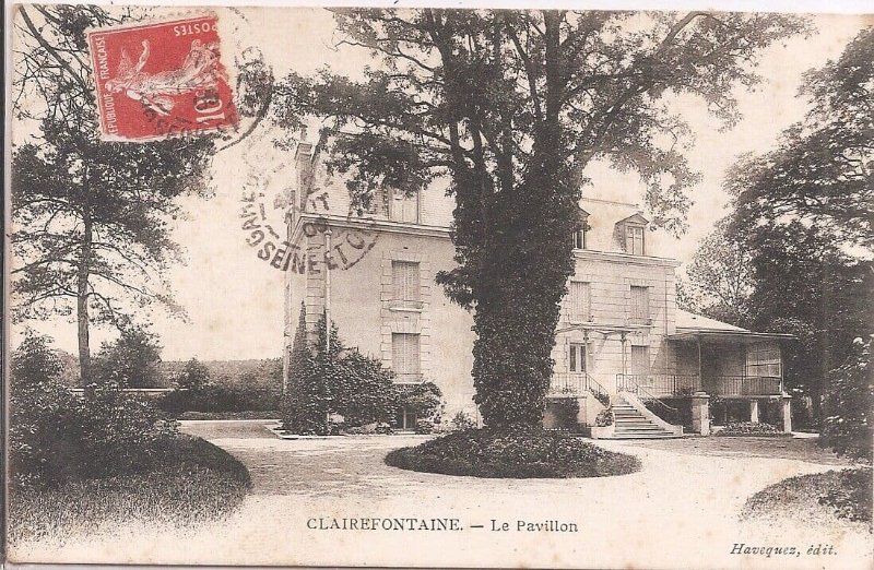 Le Pavillon.jpg