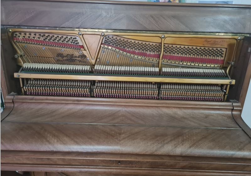 piano haut ouvert.JPG