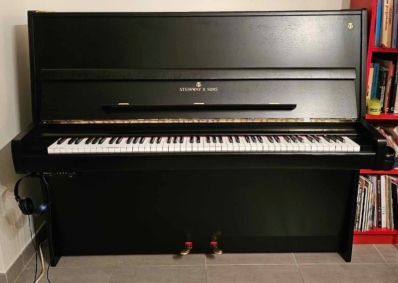 piano2.jpg