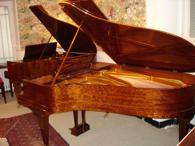pleyel_3_acajou_2_rs.jpg