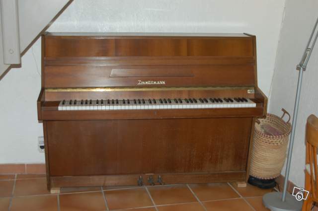 Joli piano.jpg