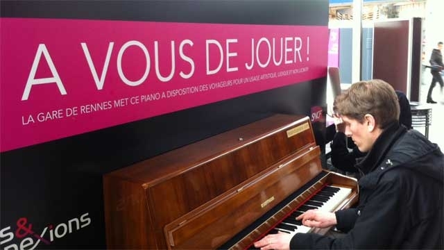 piano_gare_de_rennes.jpg